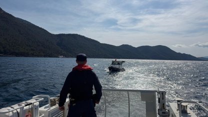 Sürüklenen teknedeki 2 kişi kurtarıldı