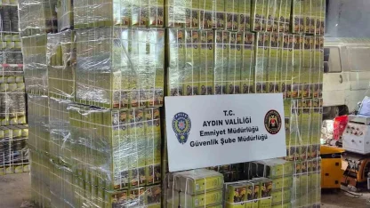 Tağşiş yağ dolumunda kullanılan 2 bin teneke ele geçirildi