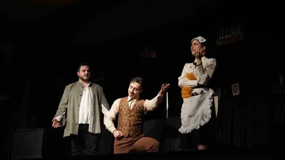 Tiyatronun kalbi İzmir Ekonomi’de attı