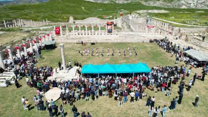 Tripolis Antik Kenti çocukların bayramına ev sahipliği yaptı