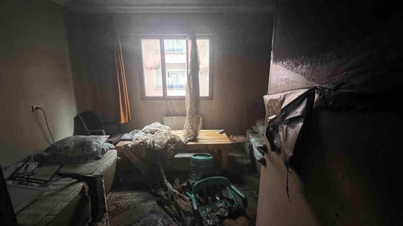 Turgutlu’da evini ateşe veren şahıs kalp krizinden hayatını kaybetti