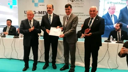 UCLG-MEWA’dan Eyüp Kahveci’ye "Çok Başarılı" belgesi