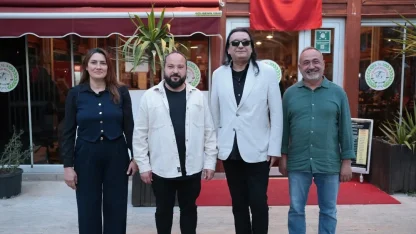 Ünlü sanatçı Kırdar İncirliova’da ağırlandı