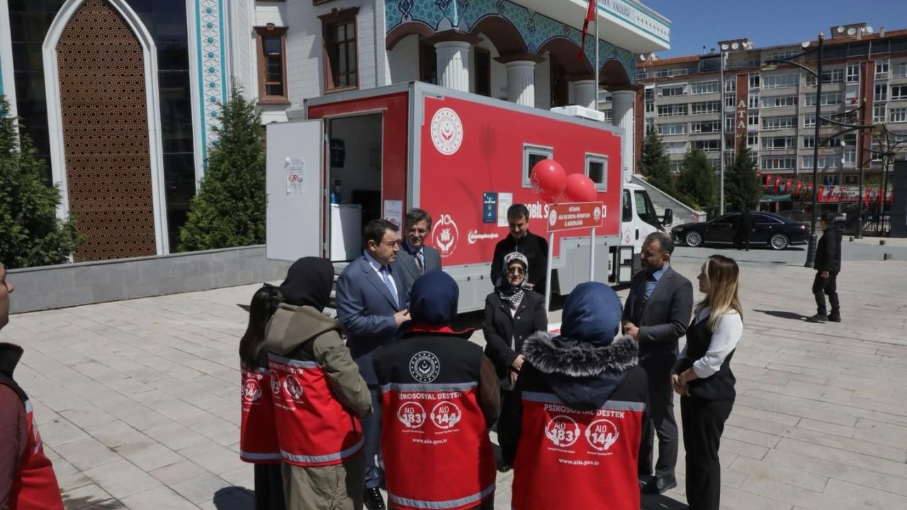 Vali Musa Işın’dan mobil sosyal hizmet aracına yakın takip