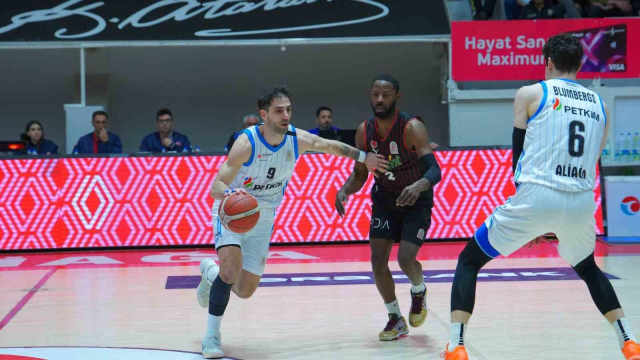 Aliağa Petkimspor, ligde kalma durumunu son haftaya bıraktı