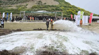 Ateş savaşçıları dayanıklılık ve hünerlerini sahada gösterdi