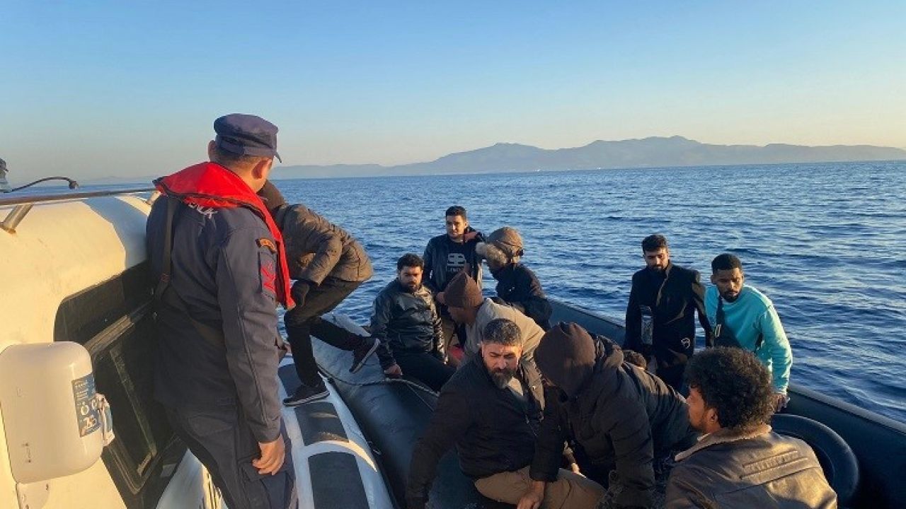 Aydın’da 18 düzensiz göçmen kurtarıldı