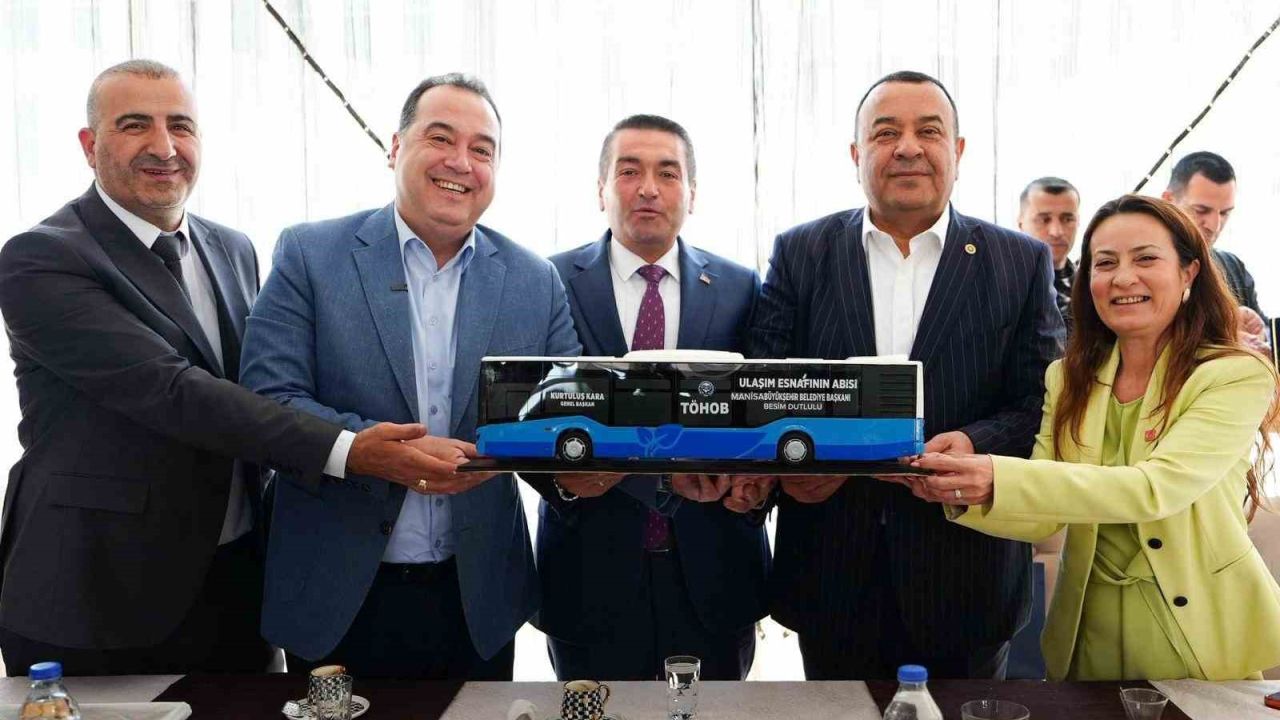 Başkan Dutlulu Saruhanlı’da toplu ulaşım esnafıyla buluştu