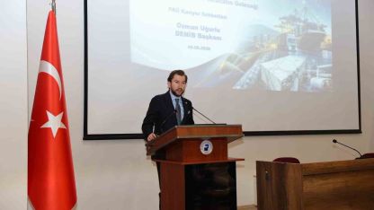 DENİB Başkanı Uğurlu üniversitelilerle deneyimlerini paylaştı