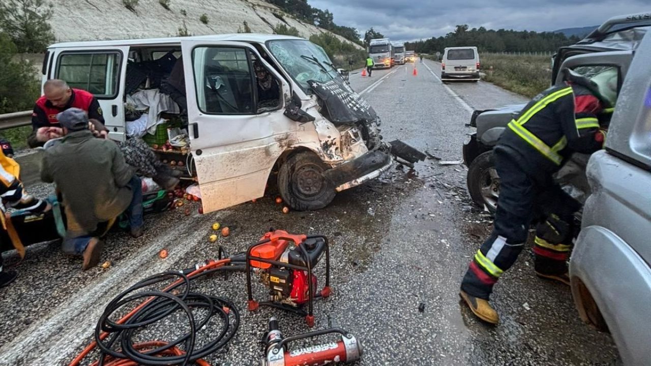 Karacasu’da trafik kazası: 6 yaralı