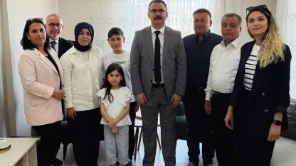Kaymakam Ateş, öğrencilerin evine konuk oldu