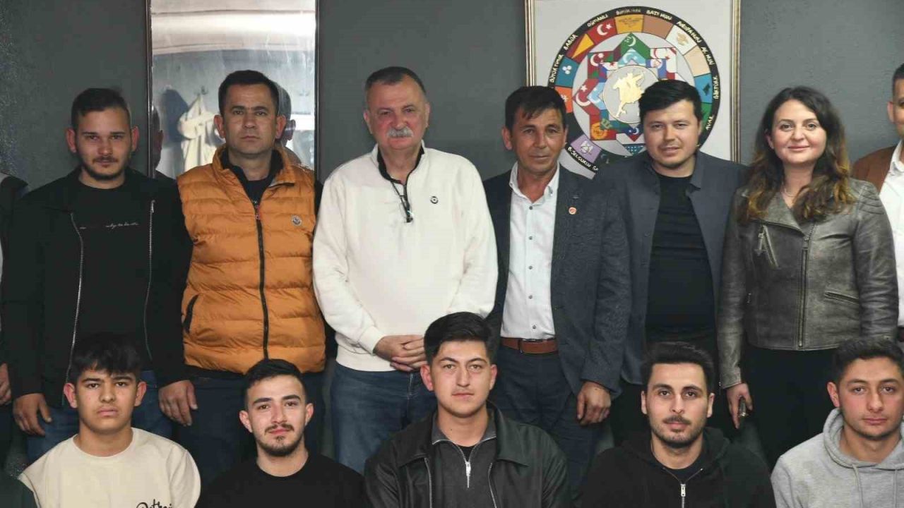 Kırsalda gençlere tam destek