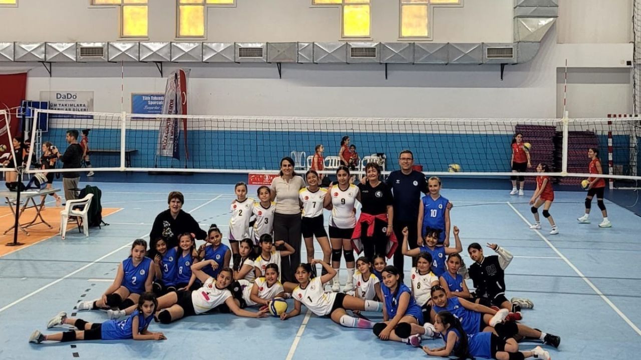 Köyceğiz Akademili miniklerden çeyrek final sevinci
