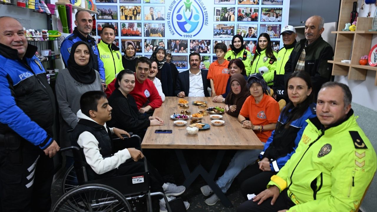 Kütahya Emniyeti’nden anlamlı ziyaret