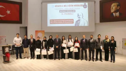 Kütahya’da "Okuyorum Yazıyorum: Safahat Okumaları" projesi il finali yapıldı