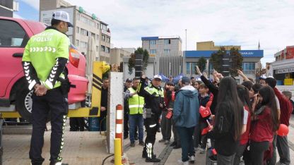 Salihli’de ‘Trafik Haftası’ kutlandı