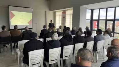 Simav’da kiraz üreticilerine eğitim desteği