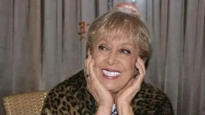 Tülay Özer, 79 yaşında hayatını kaybetti