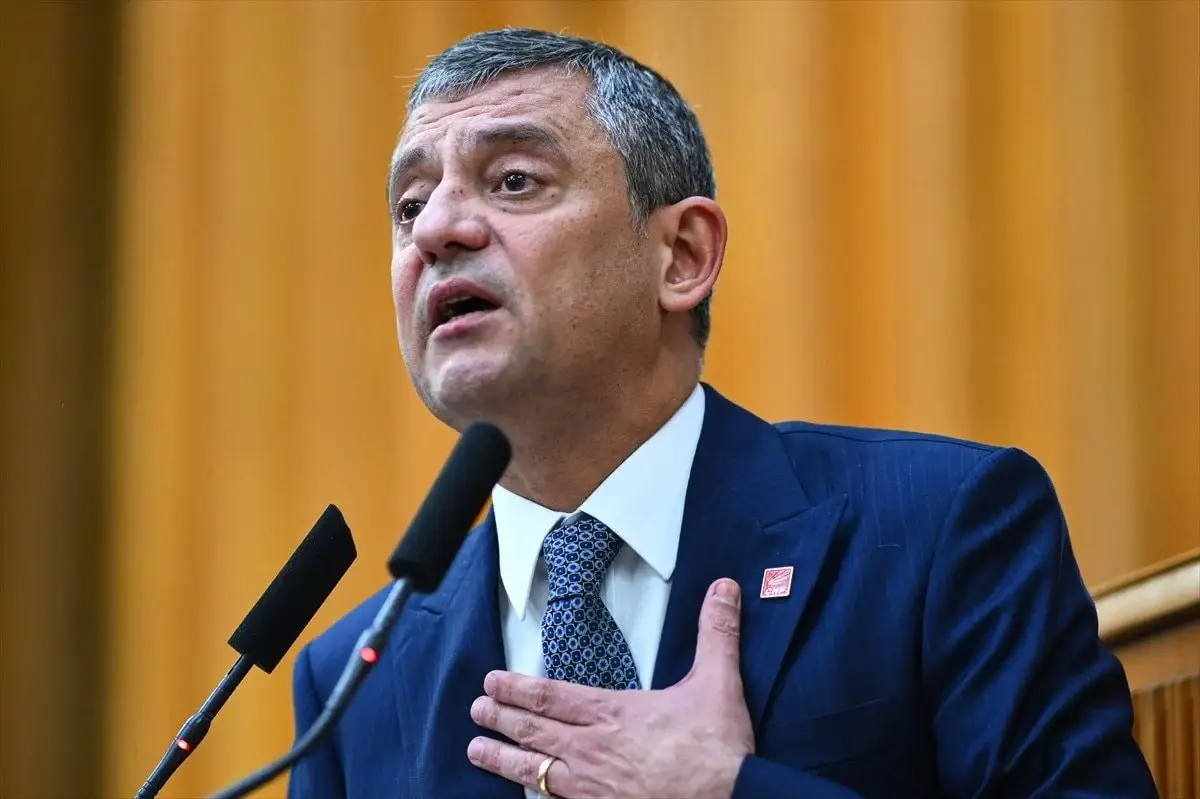 Özgür Özel: KHK Mağduriyetlerini 2026’da Gündeme Alacağız