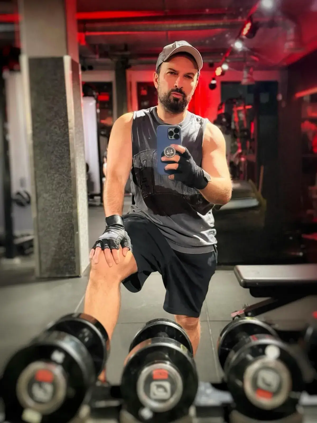 Tarkan Konser Hazırlıklarına Spor Yaparak Hazırlanıyor