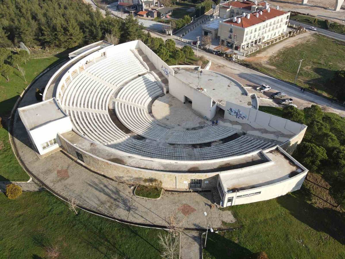 Menteşe İlçesi’nde Bulunan Şadan Gökovalı Açık Hava Tiyatrosu Yenileniyor