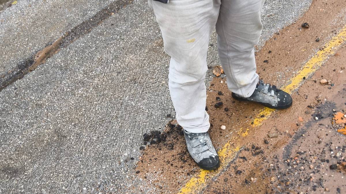 Aydınlıkevler'deki Kapatılmayan Doğalgaz Çukurları Hayatı Olumsuz Etkiliyor.