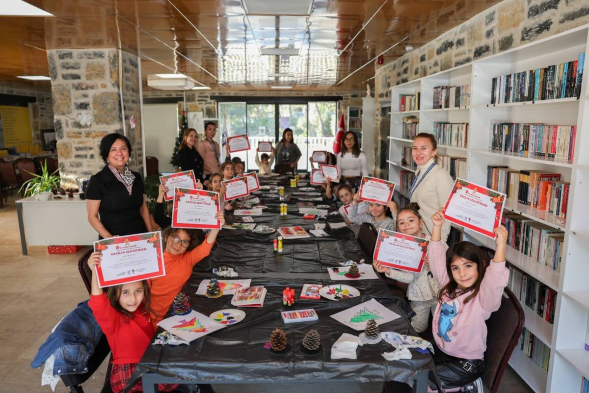 Bodrum Belediyesi’nden Çocuklara Yılbaşı Atölyesi
