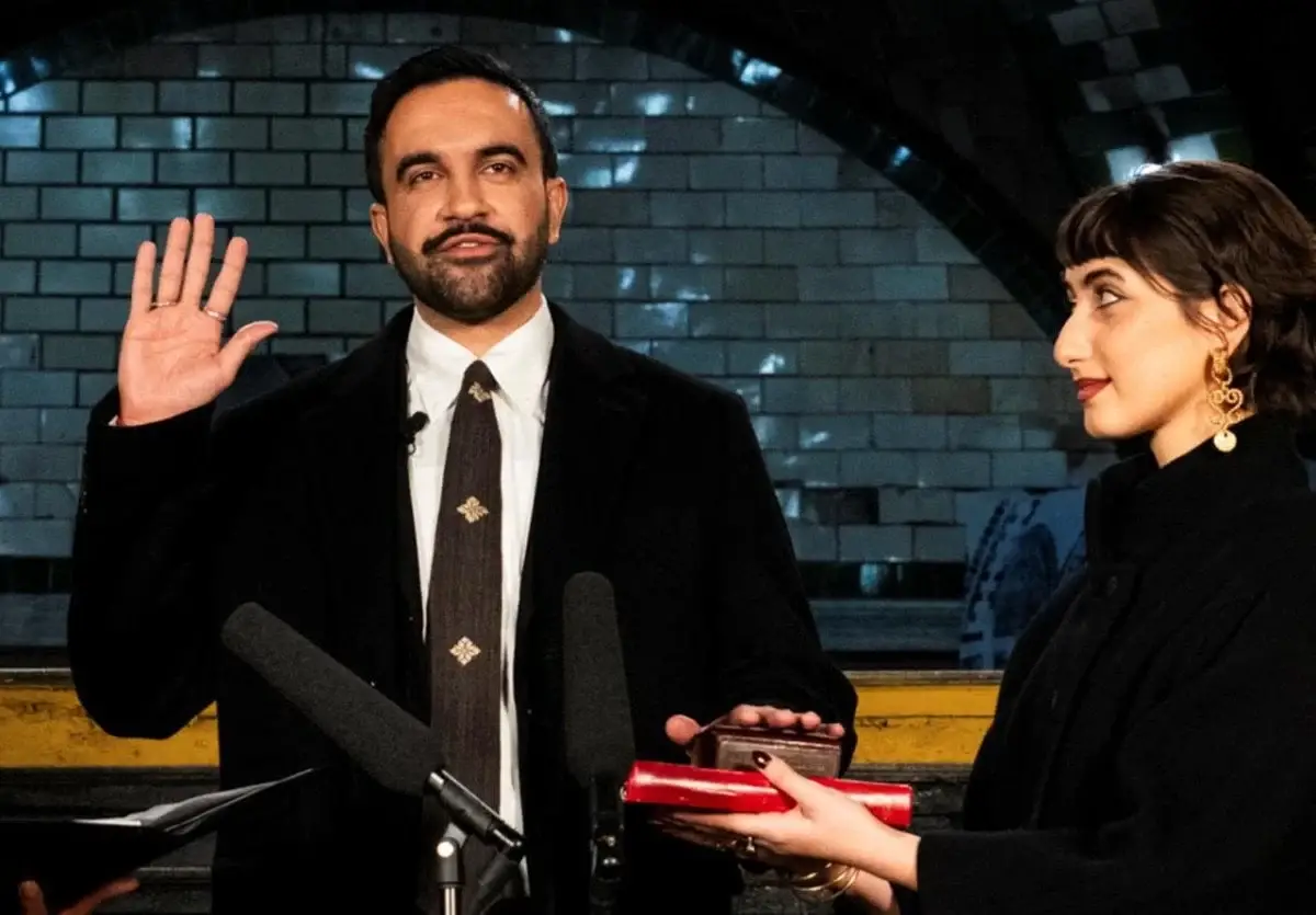 New York’ta Bir İlk: Zohran Mamdani Kur’an-ı Kerim ile Yemin Etti