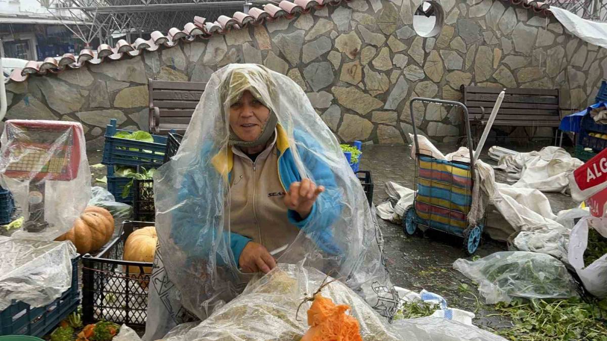 Menteşe’de Perşembe Pazarı Boş Kaldı
