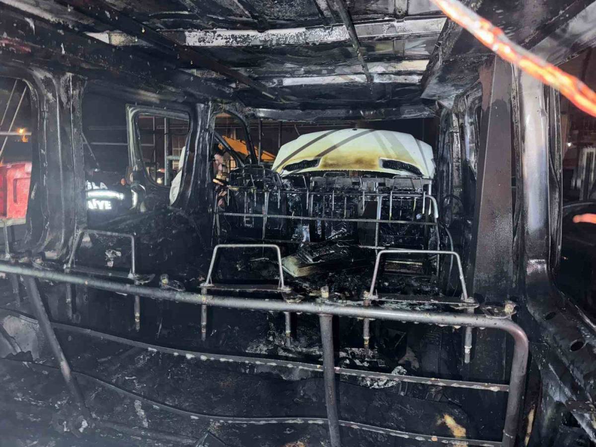 Ortaca Sanayi Sitesi’nde Alevler Yükseldi